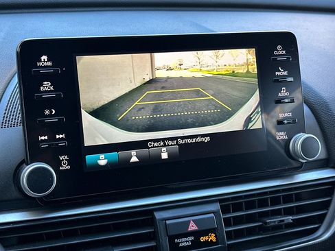 Used 2018 Honda Accord Sport image 20