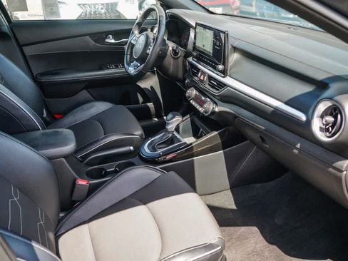 Certified 2023 Kia Forte GT-Line FWD image 15