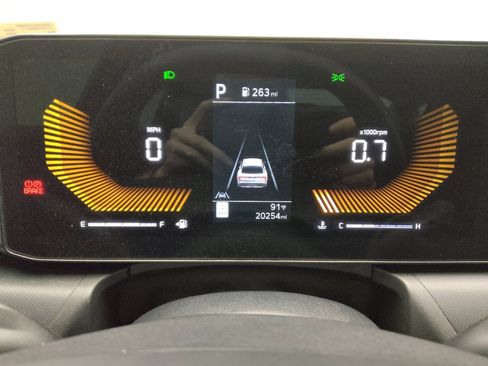 Used 2025 Kia K4 FWD image 23
