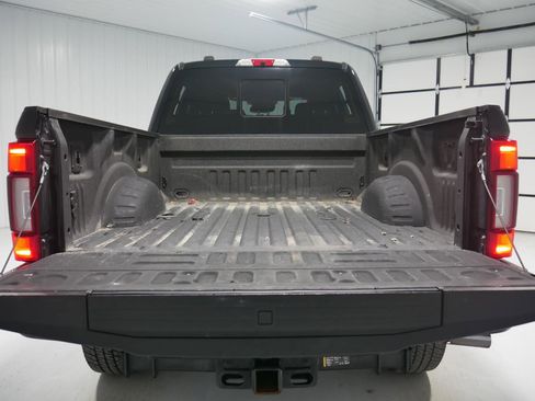 Certified 2022 Ford F250 Platinum image 25