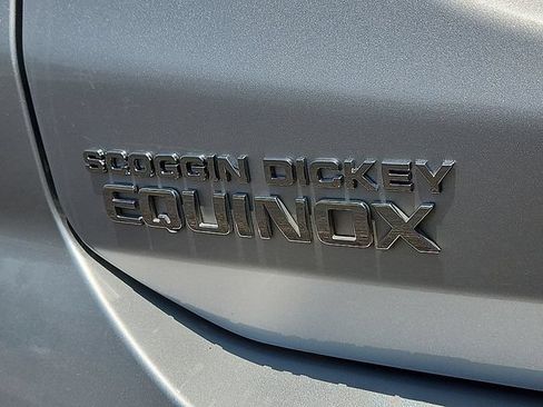 Used 2022 Chevrolet Equinox LT FWD image 9