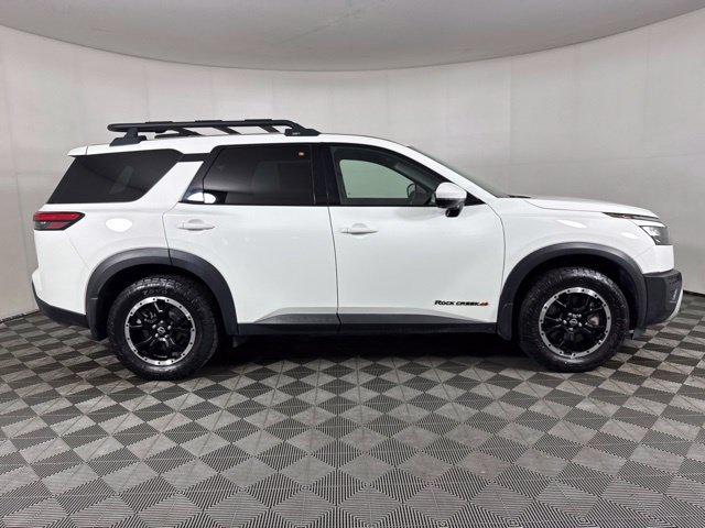 Used 2024 Nissan Pathfinder Rock Creek AWD/4WD image 2