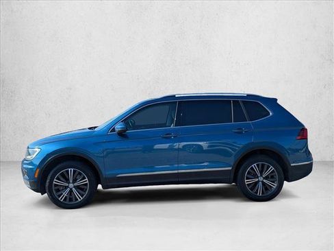 Used 2019 Volkswagen Tiguan SEL w/ 3rd Row Seat Package AWD/4WD image 9
