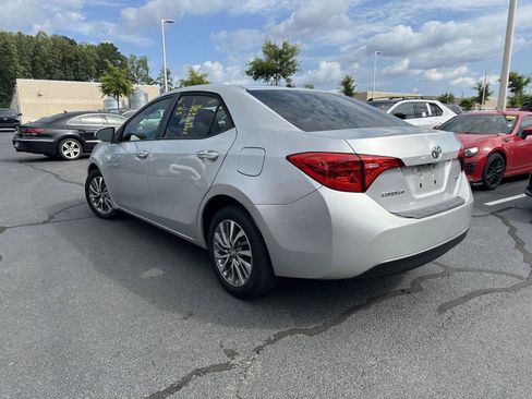 Used 2017 Toyota Corolla XLE w/ Carpet Mat Package (TMS) FWD image 8