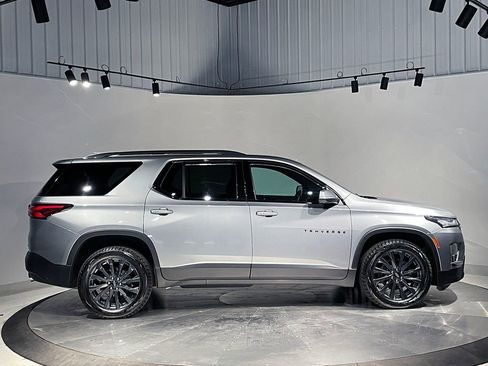 Used 2023 Chevrolet Traverse RS image 10