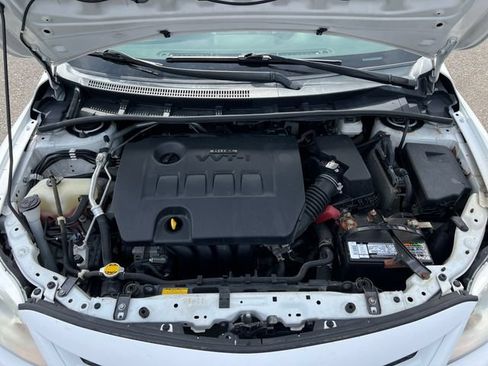 Used 2012 Toyota Corolla L FWD image 27