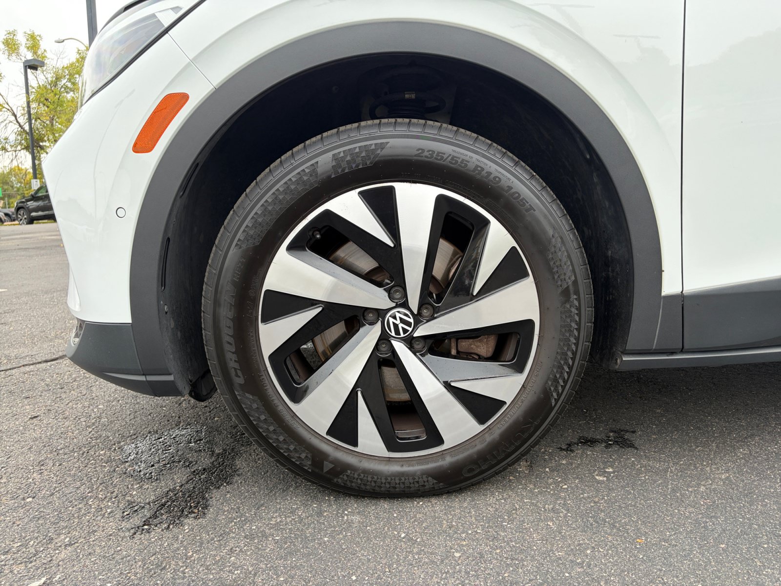 Used 2023 Volkswagen ID.4 Pro AWD/4WD image 26