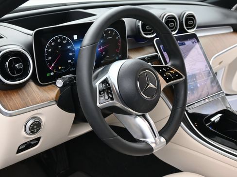 Used 2023 Mercedes-Benz C 300 4MATIC Sedan image 12