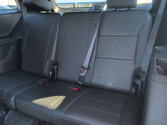 Used 2022 Chevrolet Traverse Premier w/ LPO, Floor Liner Package FWD image 35