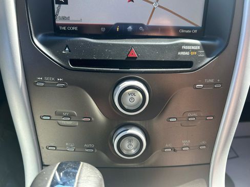 Used 2014 Ford Edge SEL w/ Equipment Group 205A AWD/4WD image 26