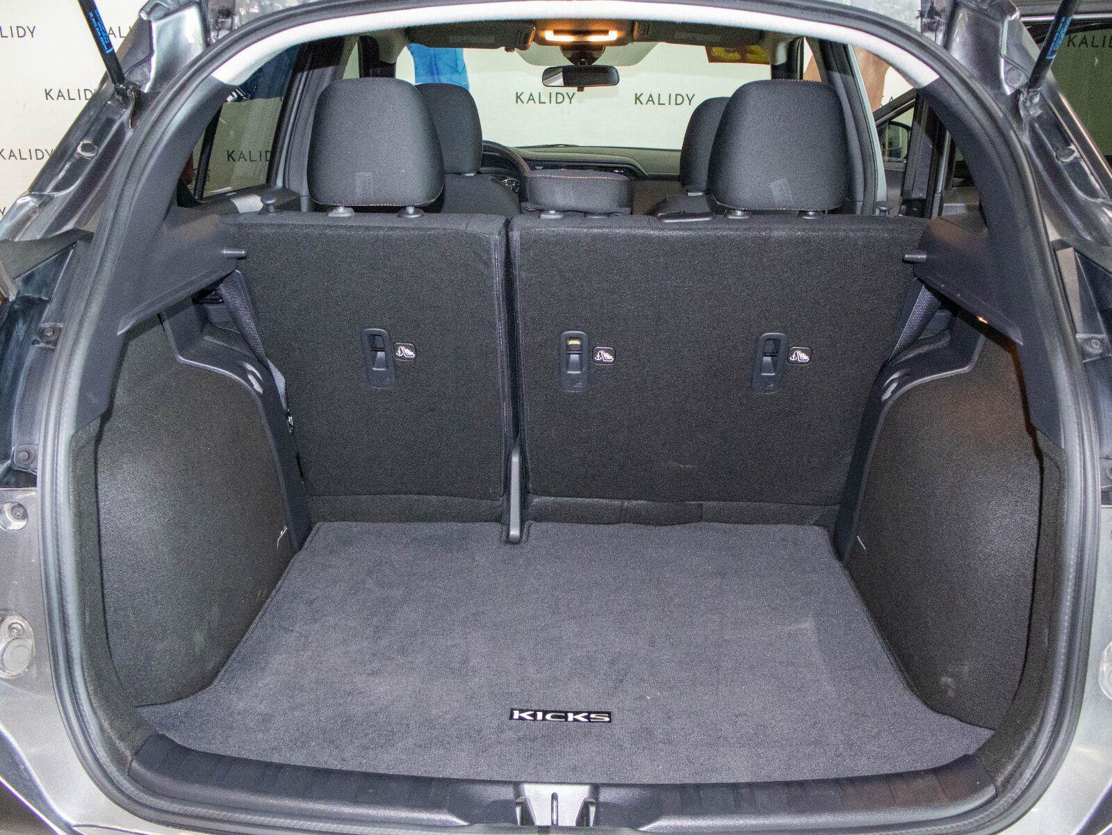 Used 2023 Nissan Kicks SR FWD image 23