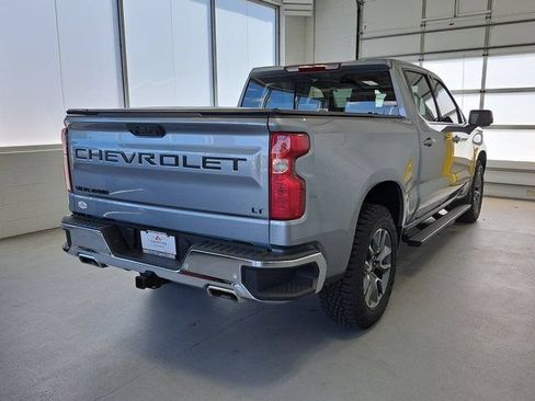 Used 2025 Chevrolet Silverado 1500 LT AWD/4WD image 5