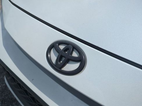 Used 2022 Toyota Corolla SE FWD image 12