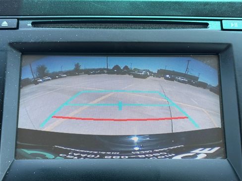Used 2016 Toyota Camry SE FWD image 33