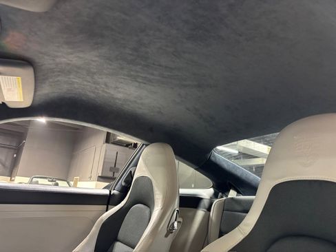 Used 2018 Porsche 911 Carrera 4S w/ Sport Chrono Package AWD/4WD image 24