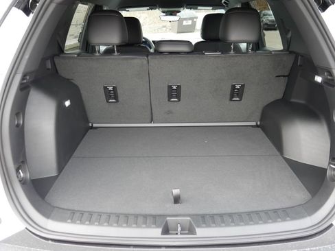 New 2026 Chevrolet Equinox LT w/ Convenience Package II AWD/4WD image 28