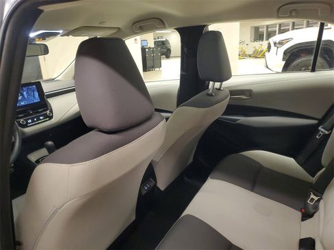 Used 2024 Toyota Corolla LE image 11