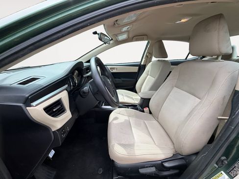 Used 2014 Toyota Corolla LE FWD image 11