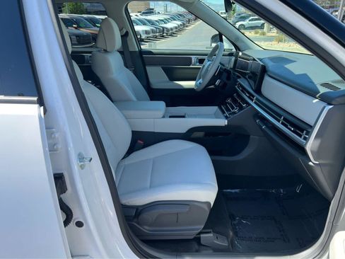 New 2026 Hyundai Santa Fe SE AWD/4WD image 17