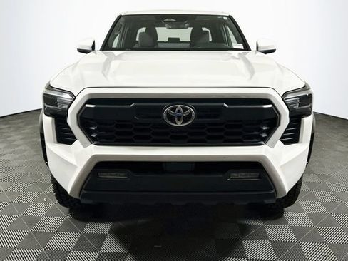 Used 2024 Toyota Tacoma TRD Off-Road AWD/4WD image 3