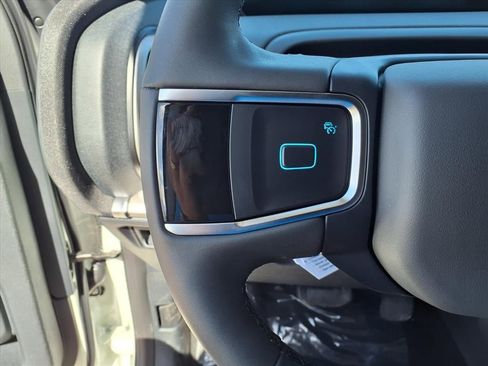 New 2026 Ford Expedition Active image 14