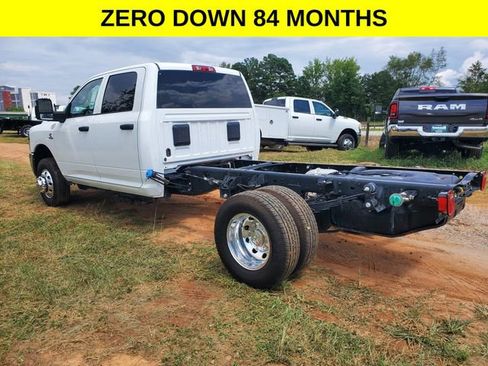 New 2026 RAM 3500 Tradesman image 4