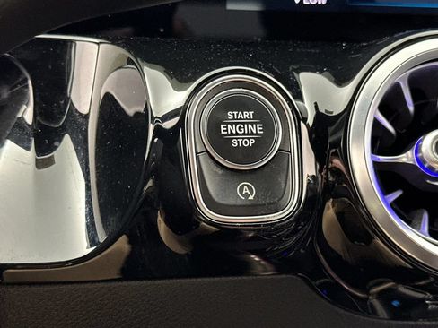 Used 2021 Mercedes-Benz GLA 250 image 25