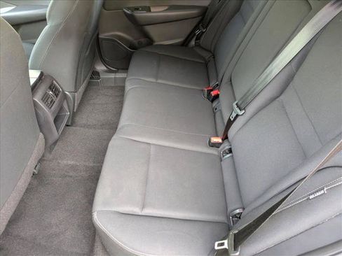Used 2024 Nissan Rogue S AWD/4WD image 17