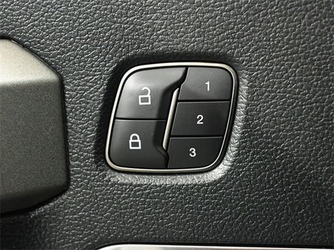 Used 2020 Ford F150 Raptor w/ Equipment Group 802A Luxury image 41