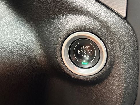 Used 2022 GMC Sierra 3500 SLT image 21