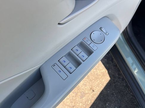 Used 2025 Hyundai Kona SEL AWD/4WD image 11