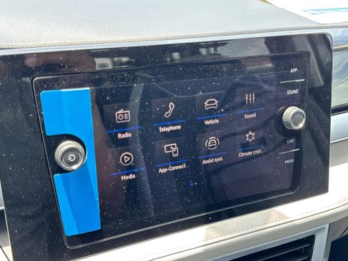 New 2026 Volkswagen Taos SE AWD/4WD image 24