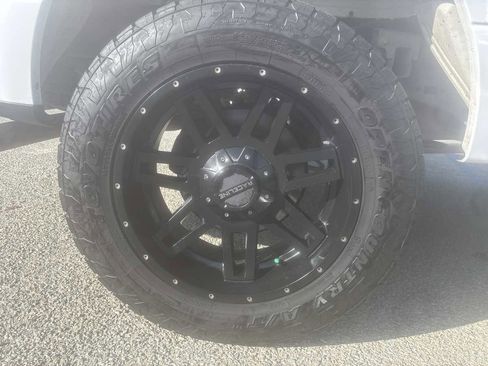 Used 2016 Ford F150 XLT image 8