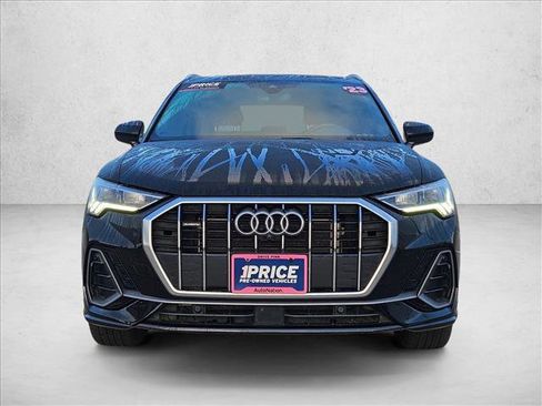 Used 2023 Audi Q3 2.0T Premium Plus w/ Premium Plus Package image 2