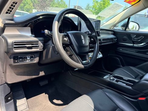 Certified 2024 Lincoln Corsair Grand Touring w/ Equipment Group 301A AWD/4WD image 21
