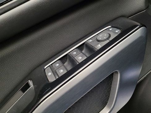Used 2022 Nissan Pathfinder SL w/ SL Premium Package FWD image 27
