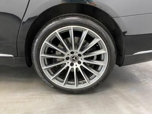 Used 2018 Mercedes-Benz Maybach S 560 4MATIC image 20