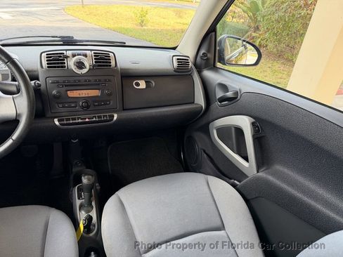 Used 2009 smart fortwo pure image 12