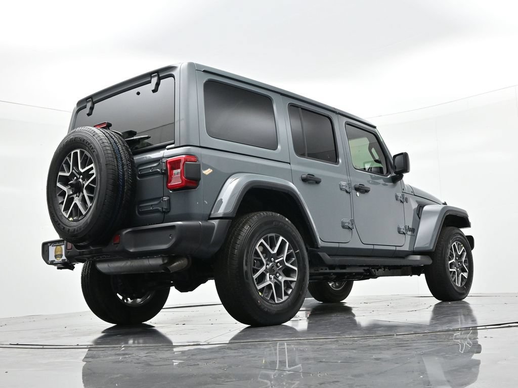 New 2026 Jeep Wrangler Unlimited Sahara AWD/4WD image 22