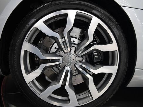 Used 2009 Audi R8 V10 AWD/4WD image 38