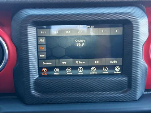 Used 2020 Jeep Gladiator Rubicon w/ LED Lighting Group AWD/4WD image 19