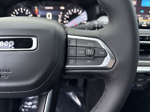 New 2026 Jeep Compass Limited image 15