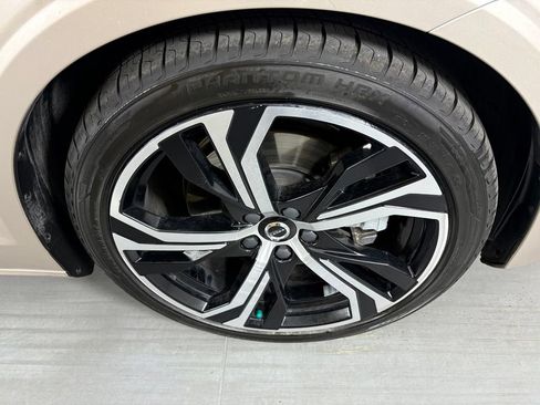 Used 2024 Volvo S60 B5 Core FWD image 10