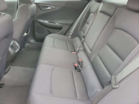 Used 2023 Chevrolet Malibu LT FWD image 12
