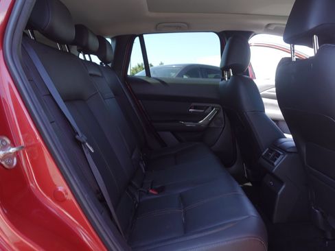 Used 2025 MAZDA CX-50 AWD 2.5 Hybrid w/ Premium Pkg image 16