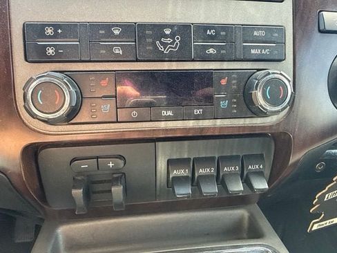 Used 2011 Ford F350 Lariat w/ Chrome Pkg AWD/4WD image 28