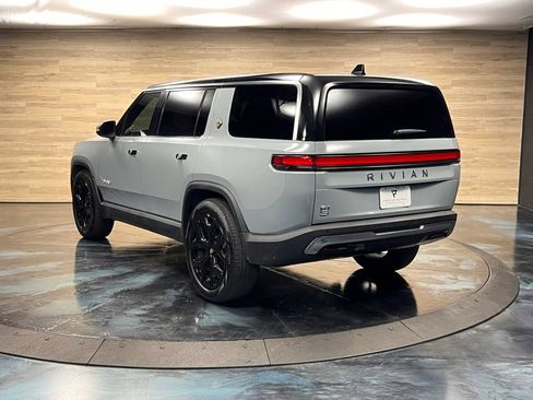 Used 2024 Rivian R1S Adventure AWD/4WD image 21
