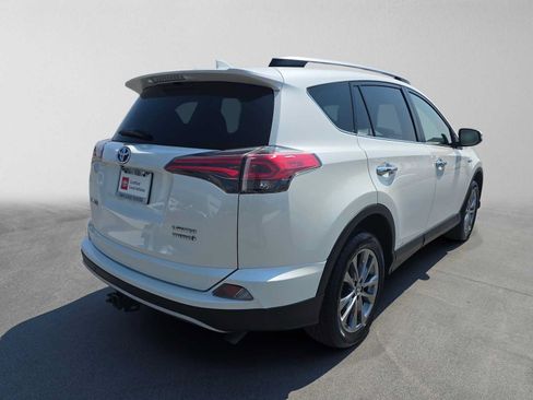 Used 2018 Toyota RAV4 Limited w/ Advanced Technology Package AWD/4WD image 3
