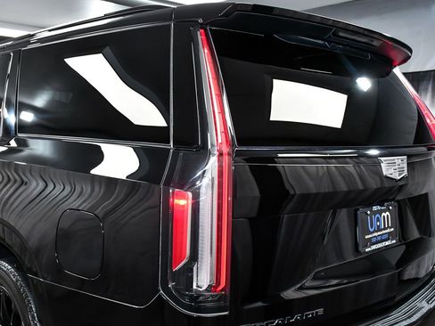 Used 2022 Cadillac Escalade ESV Sport w/ Touring Package AWD/4WD image 87