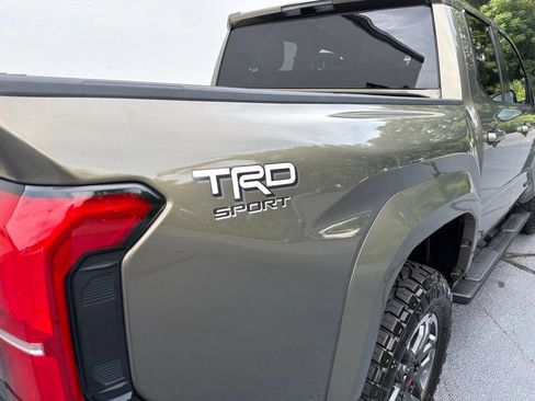 Used 2025 Toyota Tacoma TRD Sport RWD image 9